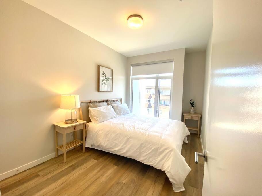 Lovely Brand New Condo Sidney Eksteriør bilde